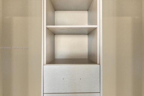 Copropriété à louer à Miami, Floride: 2 chambres, 130.06 m2 № 1993334 - photo 26