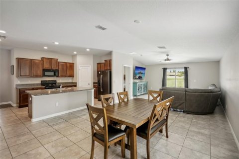 House in Ruskin, Florida 4 bedrooms, 171.87 sq.m. № 1534133 - photo 9