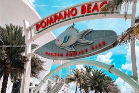 Condominio en alquiler en Lauderdale-by-the-Sea, Florida, 2 dormitorios, 92.9 m2 № 2054228 - foto 27