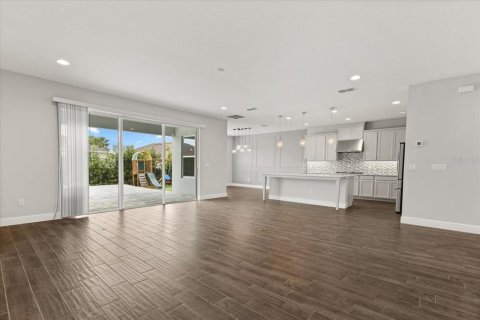 Casa en venta en Clermont, Florida, 5 dormitorios, 358.51 m2 № 1597398 - foto 12
