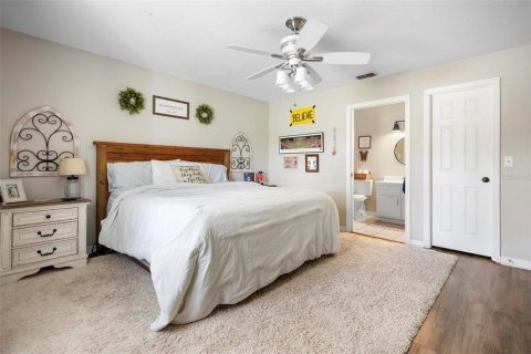 House in Ocala, Florida 3 bedrooms, 135.08 sq.m. № 1613881 - photo 22