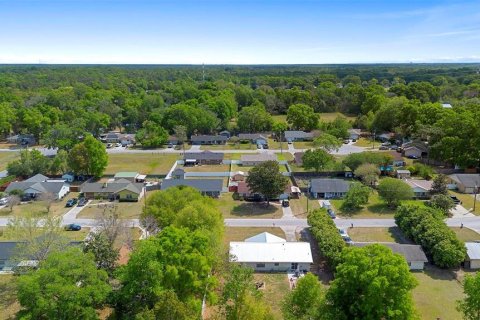 House in Ocala, Florida 3 bedrooms, 135.08 sq.m. № 1613881 - photo 6