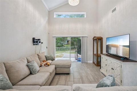 Купить виллу или дом в Деланд, Флорида 11 комнат, 158.58м2, № 2237629 - фото 5