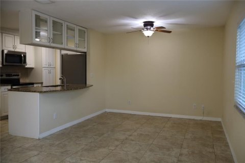 Villa ou maison à louer à Safety Harbor, Floride: 2 chambres, 71.07 m2 № 1681282 - photo 7