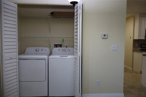 Villa ou maison à louer à Safety Harbor, Floride: 2 chambres, 71.07 m2 № 1681282 - photo 8