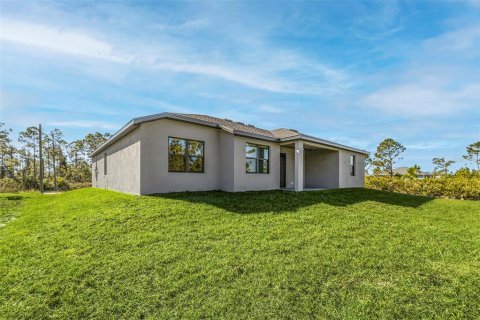 Casa en venta en Port Charlotte, Florida, 4 dormitorios, 183.95 m2 № 1425934 - foto 3