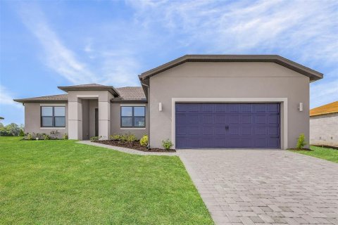 Casa en venta en Port Charlotte, Florida, 4 dormitorios, 183.95 m2 № 1425934 - foto 1