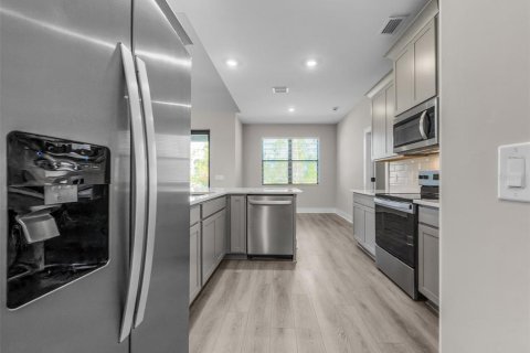 Casa en venta en Port Charlotte, Florida, 4 dormitorios, 183.95 m2 № 1425934 - foto 9