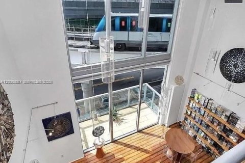 Condominio en venta en Miami, Florida, 1 dormitorio, 99.03 m2 № 2339833 - foto 3