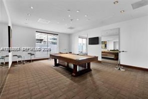 Condominio en venta en Miami, Florida, 1 dormitorio, 99.03 m2 № 2339833 - foto 25