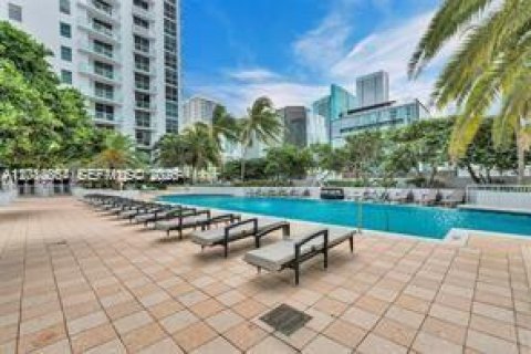 Condominio en venta en Miami, Florida, 1 dormitorio, 99.03 m2 № 2339833 - foto 19