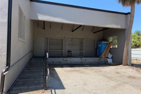 Commercial property in Tampa, Florida 5214.05 sq.m. № 2280694