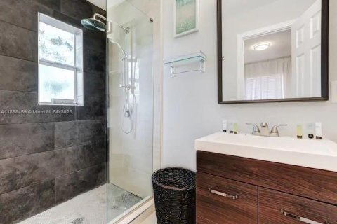 Condo in Deerfield Beach, Florida, 1 bedroom  № 1938587 - photo 6