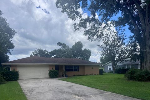 Villa ou maison à Ridge Manor, Floride 3 chambres, 175.68 m2 № 2329605