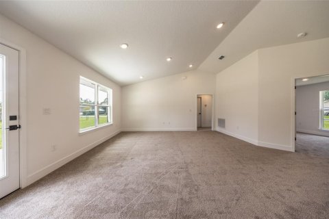 Villa ou maison à vendre à Palm Coast, Floride: 4 chambres, 163.04 m2 № 2431891 - photo 8
