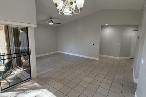 Casa en Weston, Florida 3 dormitorios, 105.35 m2 № 2020314