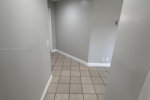 Casa en alquiler en Weston, Florida, 3 dormitorios, 105.35 m2 № 2020314 - foto 22