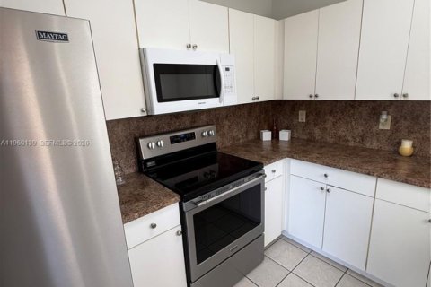 Casa en alquiler en Weston, Florida, 3 dormitorios, 105.35 m2 № 2020314 - foto 12