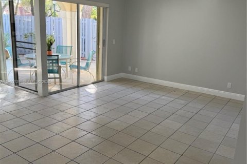 Casa en alquiler en Weston, Florida, 3 dormitorios, 105.35 m2 № 2020314 - foto 5