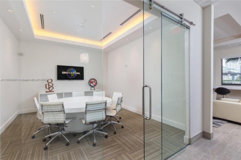 Copropriété à louer à Miami, Floride: 2 chambres, 101.91 m2 № 1931735 - photo 23