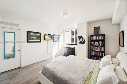 Copropriété à louer à Miami, Floride: 2 chambres, 101.91 m2 № 1931735 - photo 9