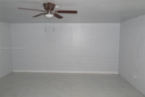 Casa en venta en Sunrise, Florida, 4 dormitorios № 2080459 - foto 13
