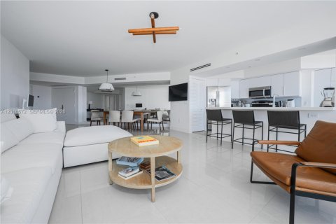 Copropriété à vendre à Miami Beach, Floride: 2 chambres, 130.06 m2 № 2154941 - photo 6