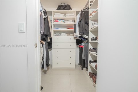 Copropriété à vendre à Miami Beach, Floride: 2 chambres, 130.06 m2 № 2154941 - photo 16