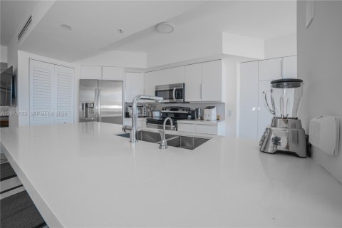 Copropriété à vendre à Miami Beach, Floride: 2 chambres, 130.06 m2 № 2154941 - photo 10