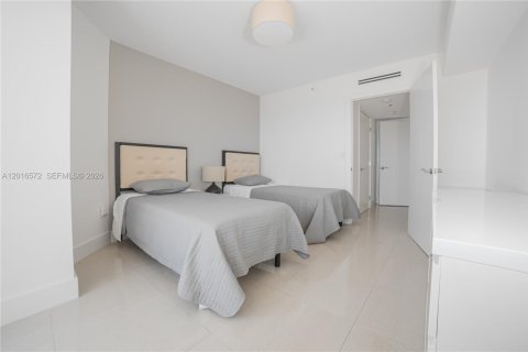 Copropriété à vendre à Miami Beach, Floride: 2 chambres, 130.06 m2 № 2154941 - photo 21