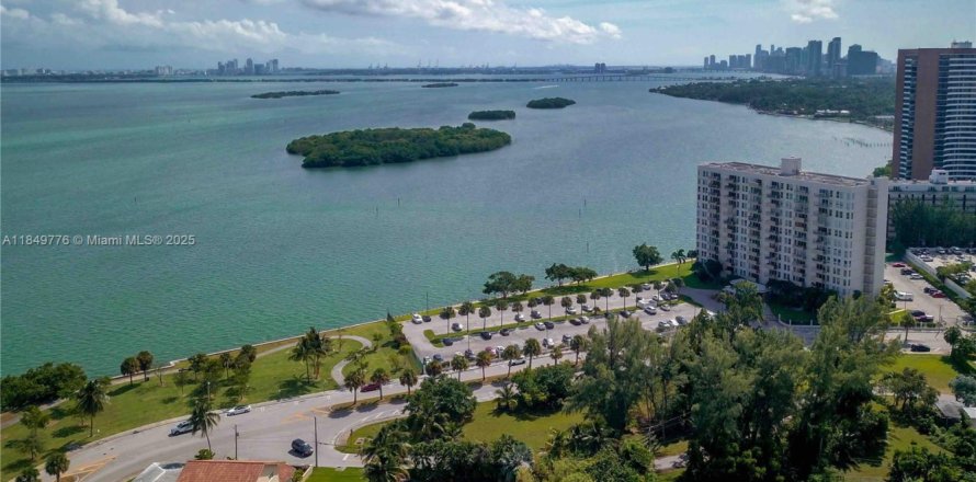 Condo à Miami, Floride, 2 chambres № 1855116