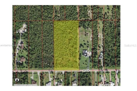 Terreno en venta en Naples, Florida № 1837288 - foto 1