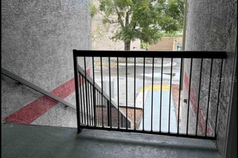 Condominio en venta en Kissimmee, Florida, 2 dormitorios, 58.99 m2 № 1789537 - foto 4