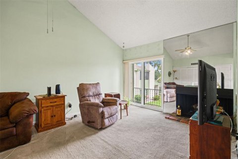 Condo in Tampa, Florida, 2 bedrooms № 2113878 - photo 4