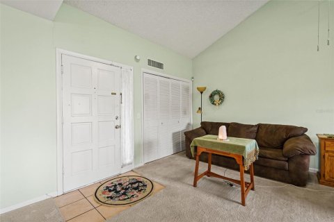 Condo in Tampa, Florida, 2 bedrooms № 2113878 - photo 3