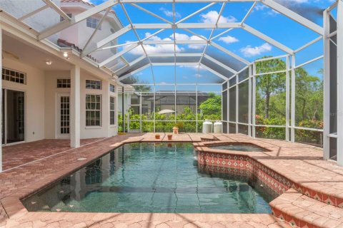 Casa en venta en Saint Petersburg, Florida, 6 dormitorios, 416.95 m2 № 1835802 - foto 13