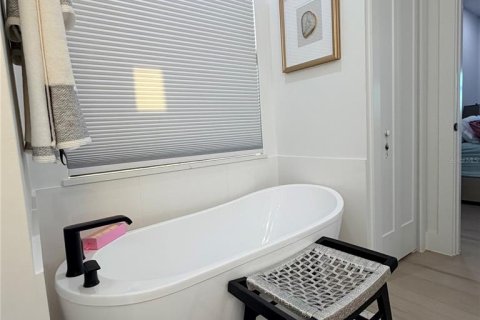 Villa ou maison à vendre à Cape Coral, Floride: 3 chambres, 162.02 m2 № 2422831 - photo 19