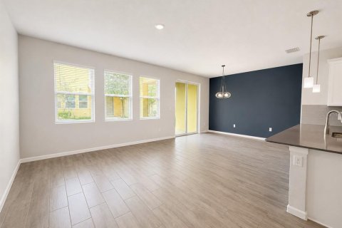 Купить таунхаус в Орландо, Флорида 7 комнат, 161.74м2, № 2238959 - фото 3