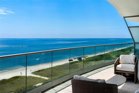 Купить кондоминиум в Серфсайд, Флорида 3 спальни, 416.85м2, № 2072705 - фото 26