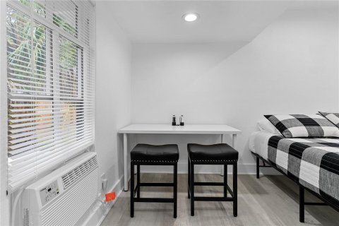 Casa en alquiler en Orlando, Florida, 1 dormitorio, 32.52 m2 № 1220408 - foto 8