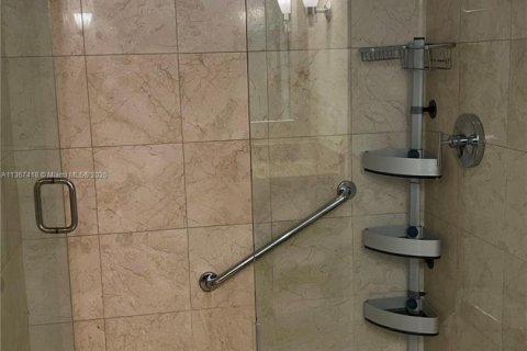 Hotel en venta en Fort Lauderdale, Florida, 1 dormitorio, 50.91 m2 № 1698335 - foto 11