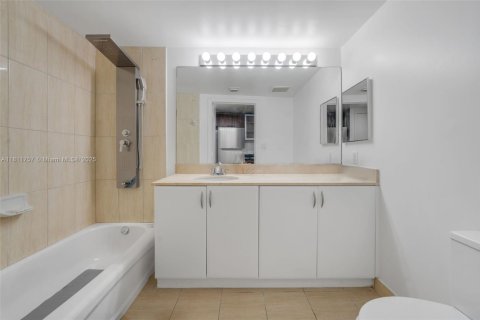 Copropriété à vendre à Miami, Floride: 47.19 m2 № 1955266 - photo 12