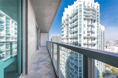 Condo in Miami, Florida, 2 bedrooms  № 2369777 - photo 27