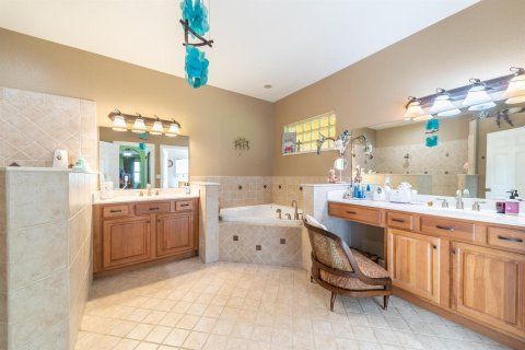 Casa en venta en Okeechobee, Florida, 3 dormitorios, 332.4 m2 № 2248509 - foto 29