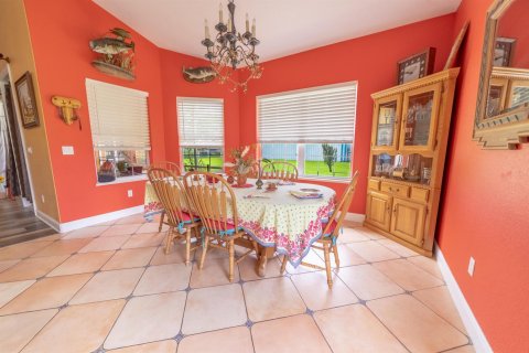 Casa en venta en Okeechobee, Florida, 3 dormitorios, 332.4 m2 № 2248509 - foto 21