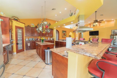 Casa en venta en Okeechobee, Florida, 3 dormitorios, 332.4 m2 № 2248509 - foto 20