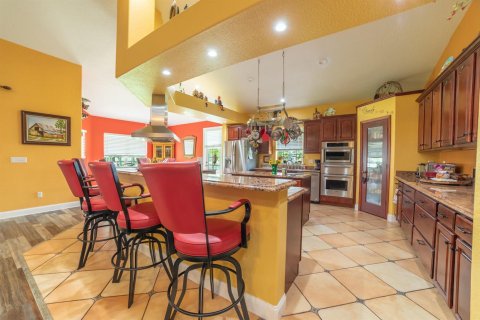 Casa en venta en Okeechobee, Florida, 3 dormitorios, 332.4 m2 № 2248509 - foto 12