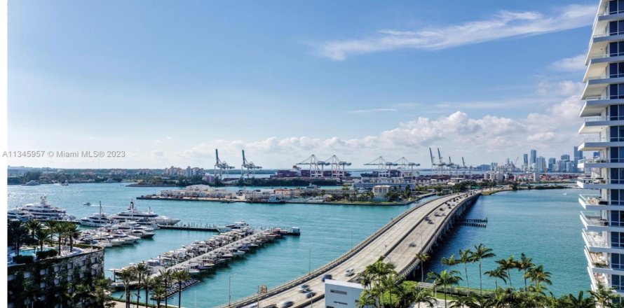 Appartement à Five Park à Miami Beach, Floride 3 chambres, 217 m2 № 386452