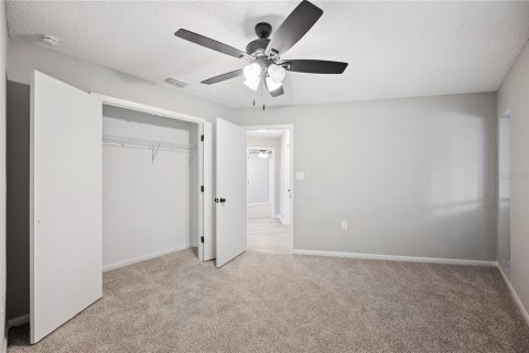 Casa en venta en Frostproof, Florida, 5 dormitorios, 217.95 m2 № 1919191 - foto 19