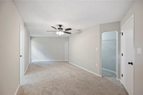 Casa en venta en Frostproof, Florida, 5 dormitorios, 217.95 m2 № 1919191 - foto 25